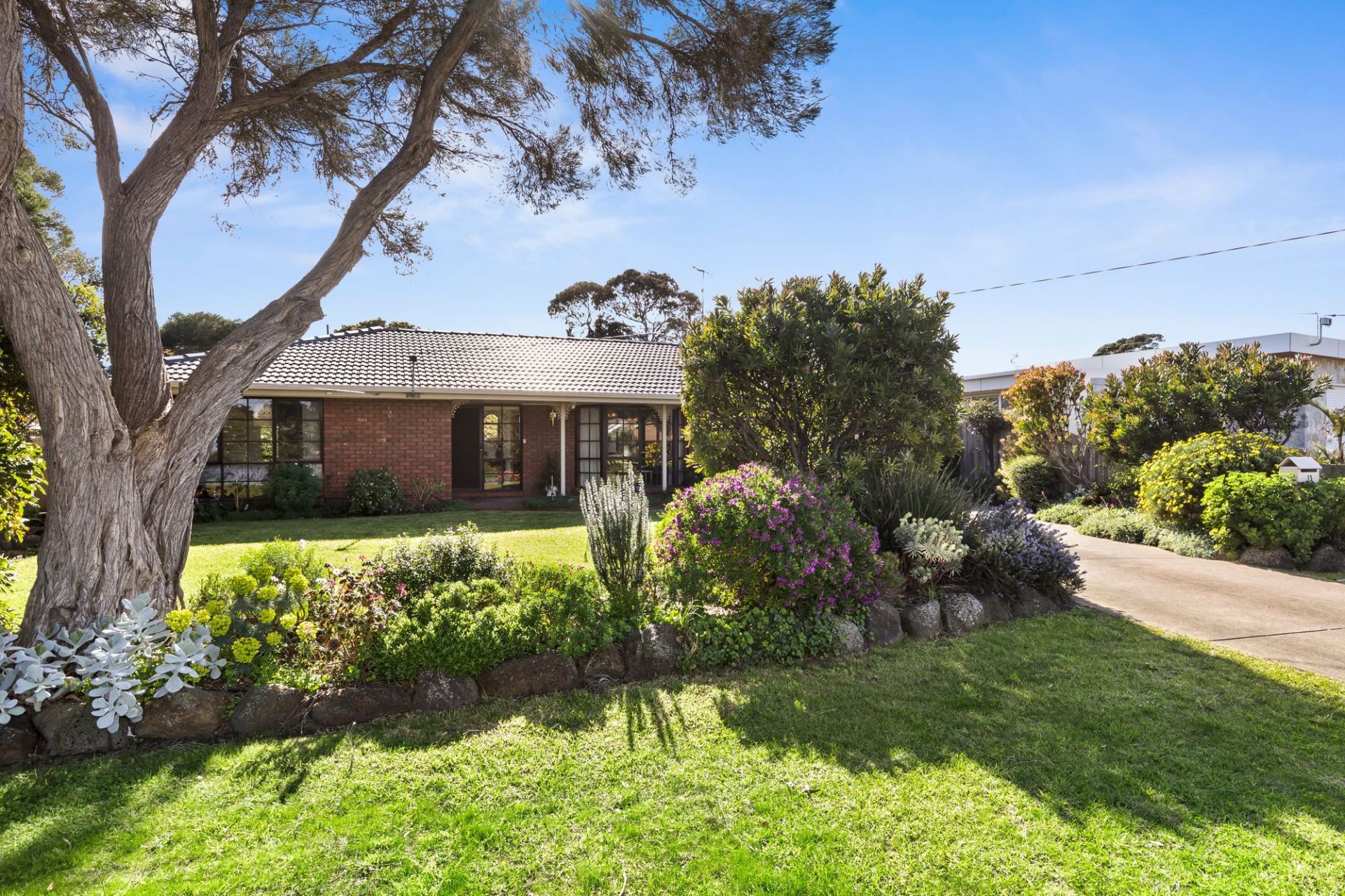 13 Teatree Close Ocean Grove VIC, Ocean Grove - Thumbnail 2