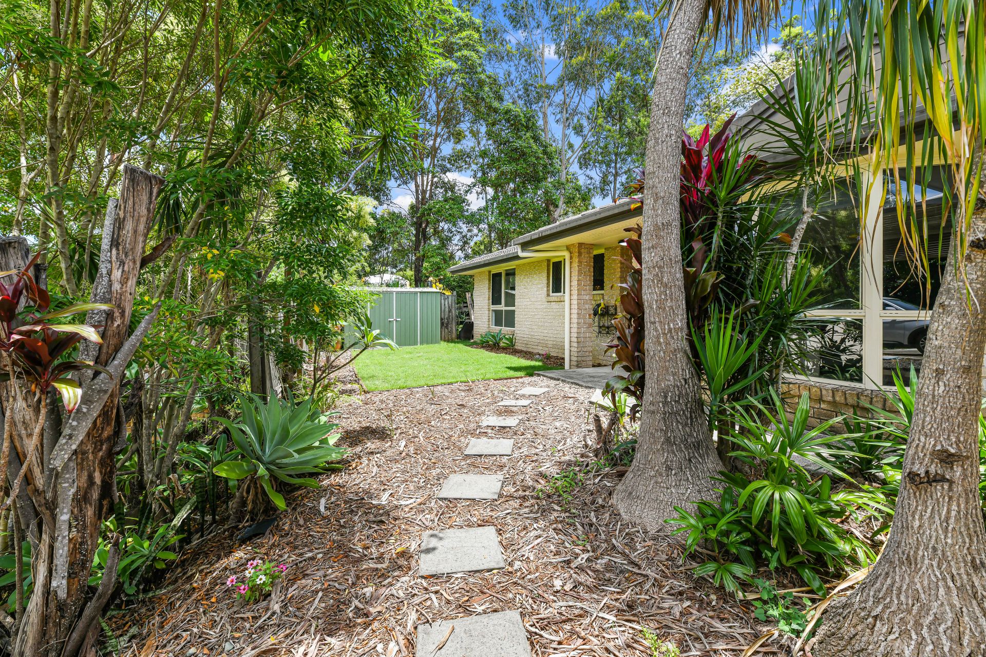 12 Athenree Place Little Mountain QLD, Little Mountain - Thumbnail 2