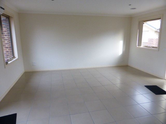 Ideally Located 2 Bedroom Unit!