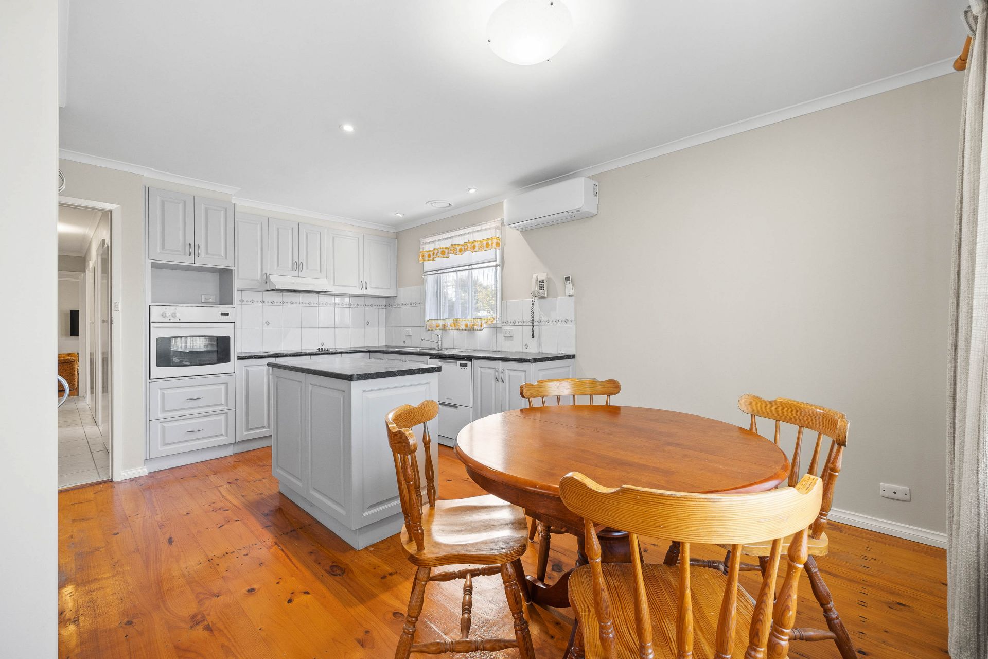 19 Mathilda Street, Wendouree, Wendouree - Thumbnail 8