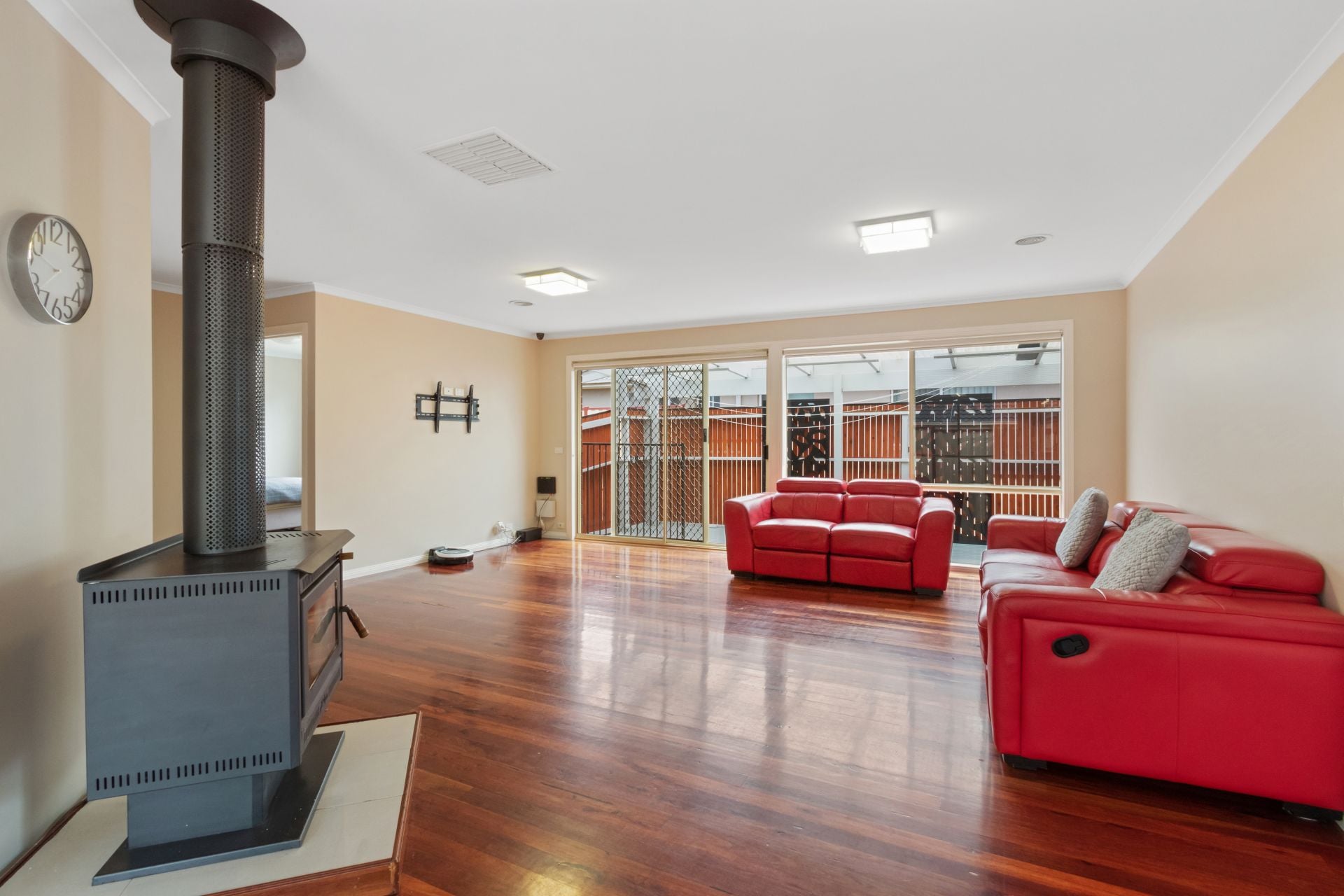 FABULOUS LIVING, FABULOUS LOCATION