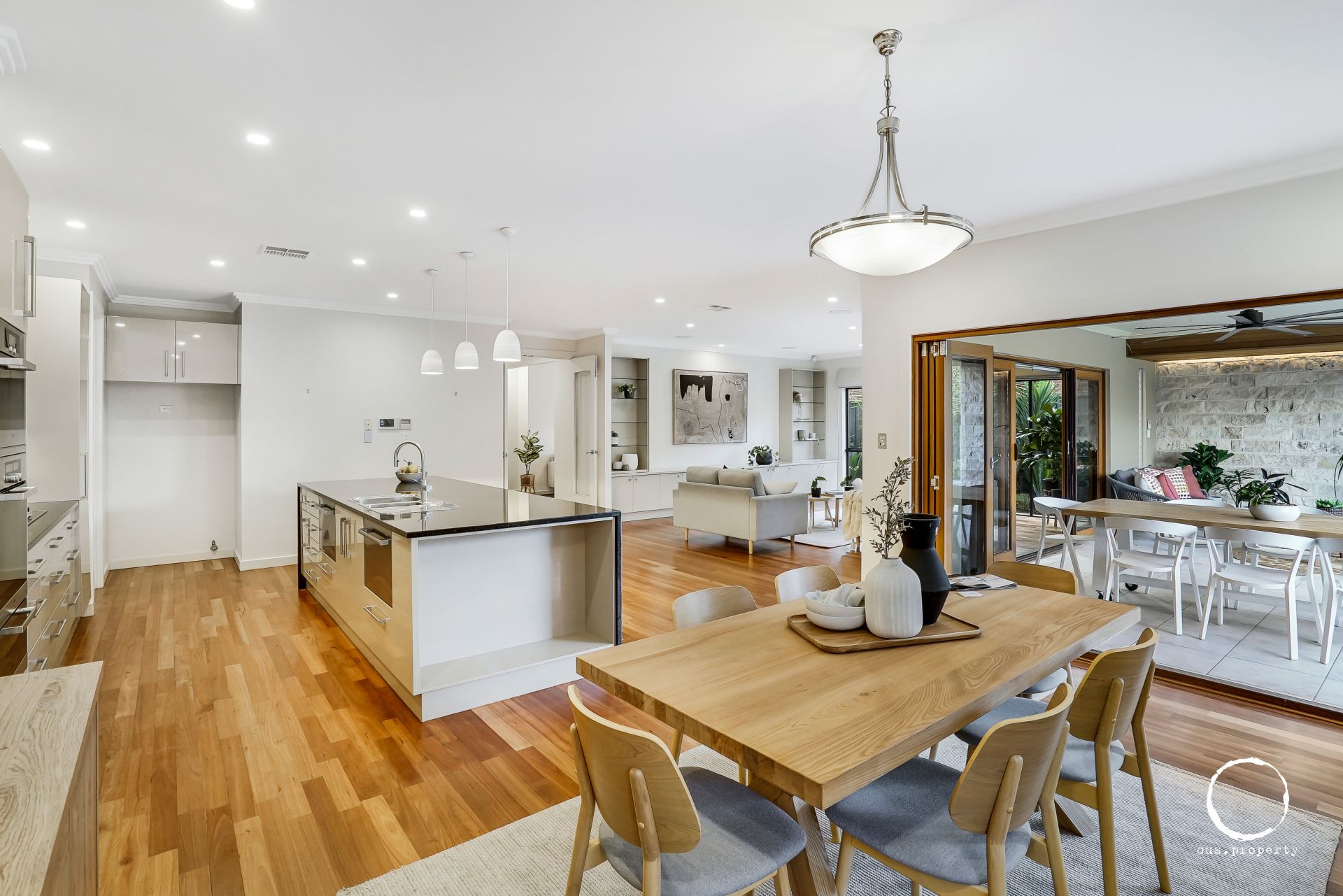 64 Charles Sturt Avenue, Grange - Thumbnail 3