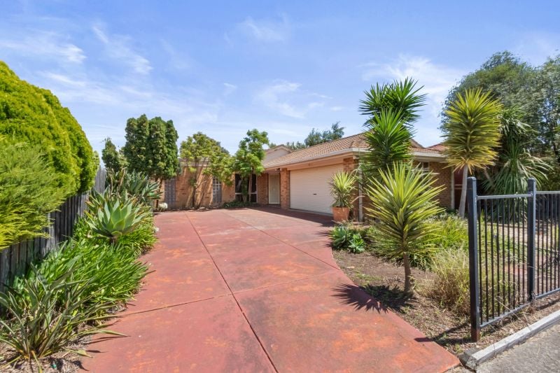 17 Devora Road, Epping