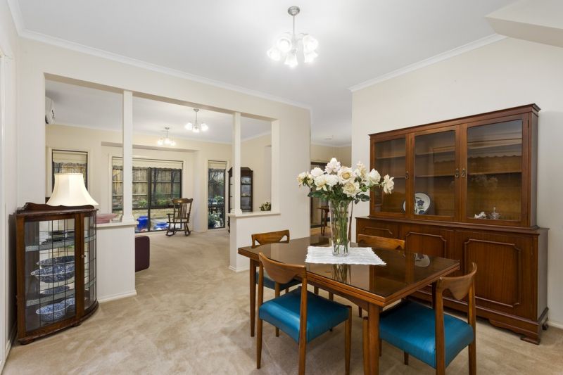 1 Pinoak Close, Burwood - Thumbnail 4