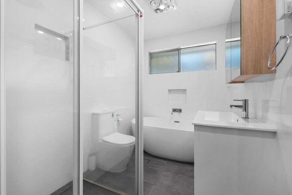 Real Estate For Lease 7 Scarvell Avenue Mcgraths Hill , NSW