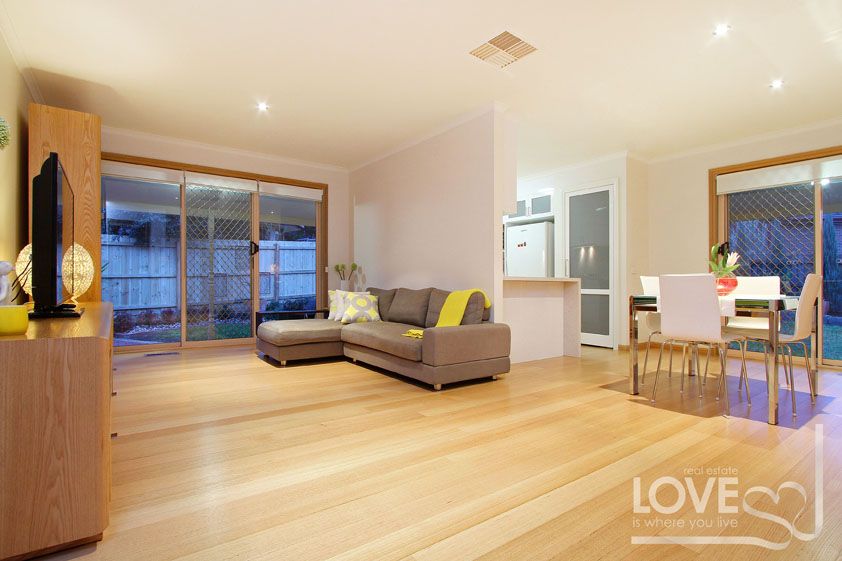 Inviting, Impressive Living on Incana