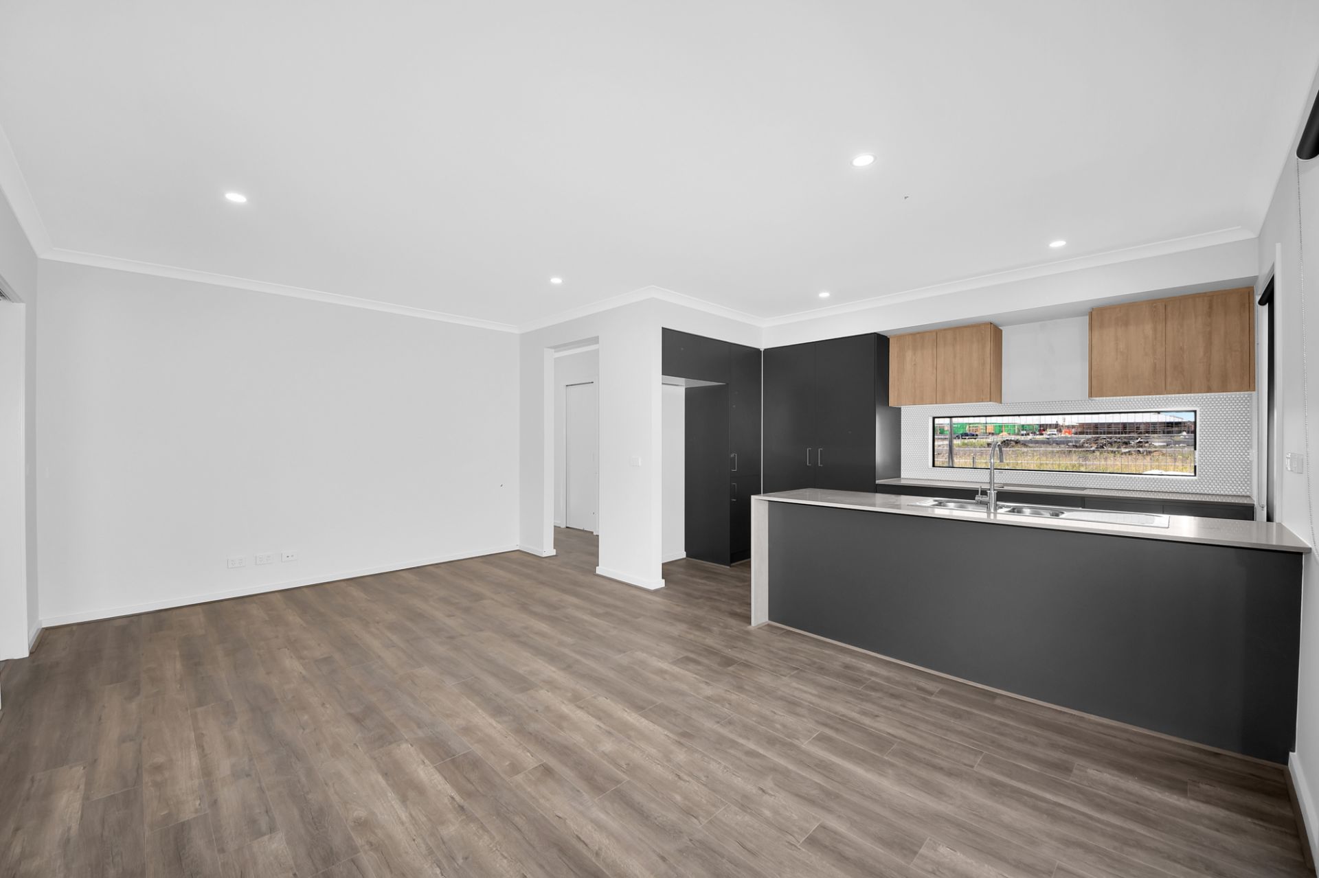 Modern & Brand New Townhouse