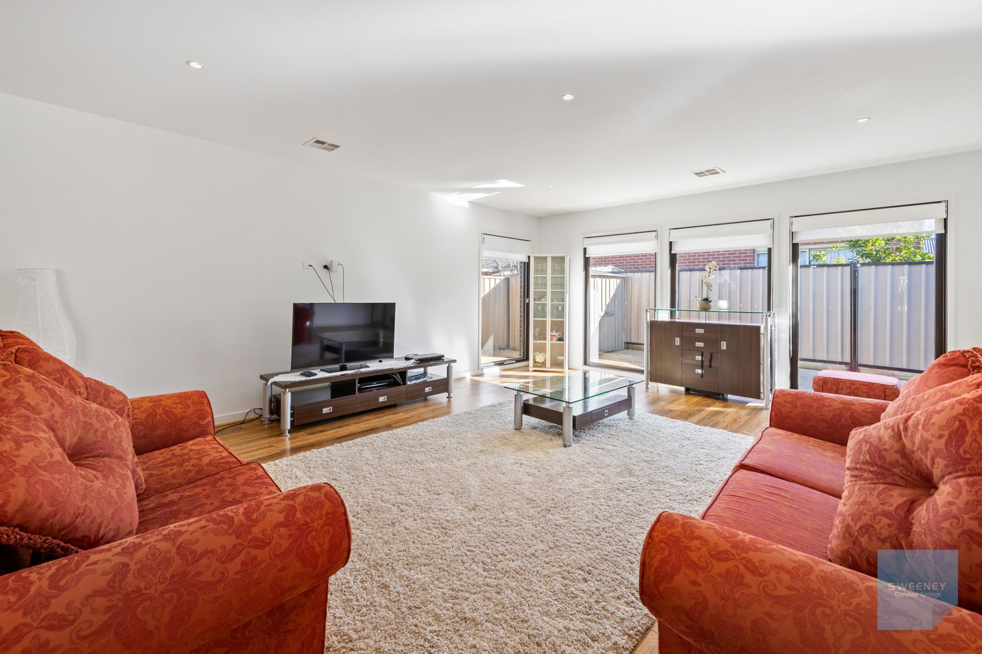 13 Goldsworthy Drive, Fraser Rise - Thumbnail 8