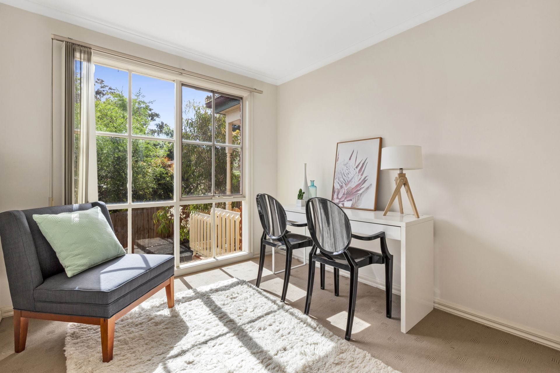 Sunny, Spacious & Superbly Located