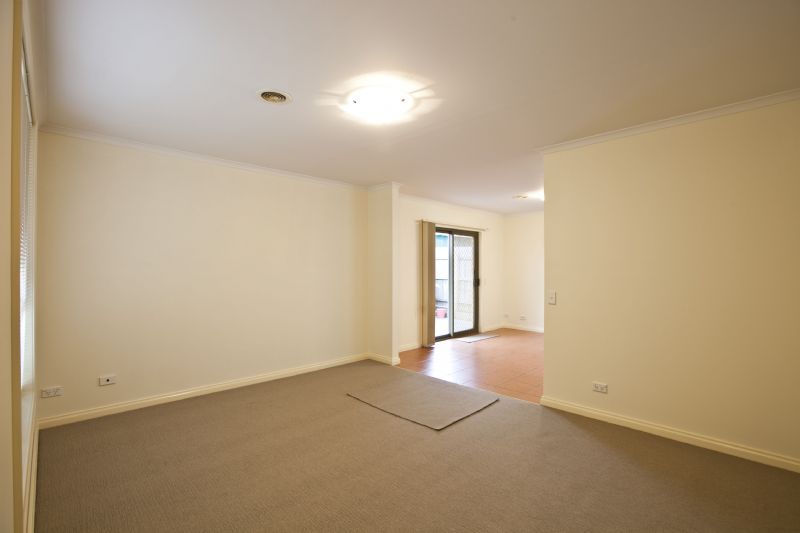 11 Aliwal Street, West Footscray - Thumbnail 8