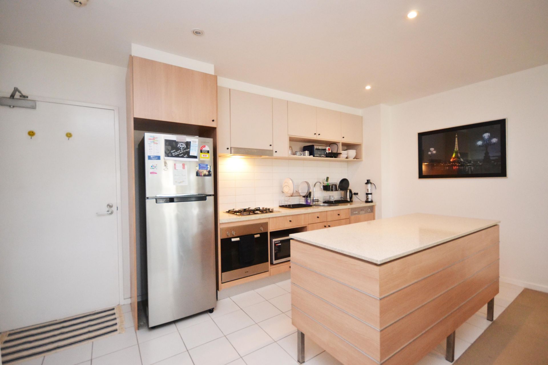 EXCLUSIVE APARTMENT LIVING