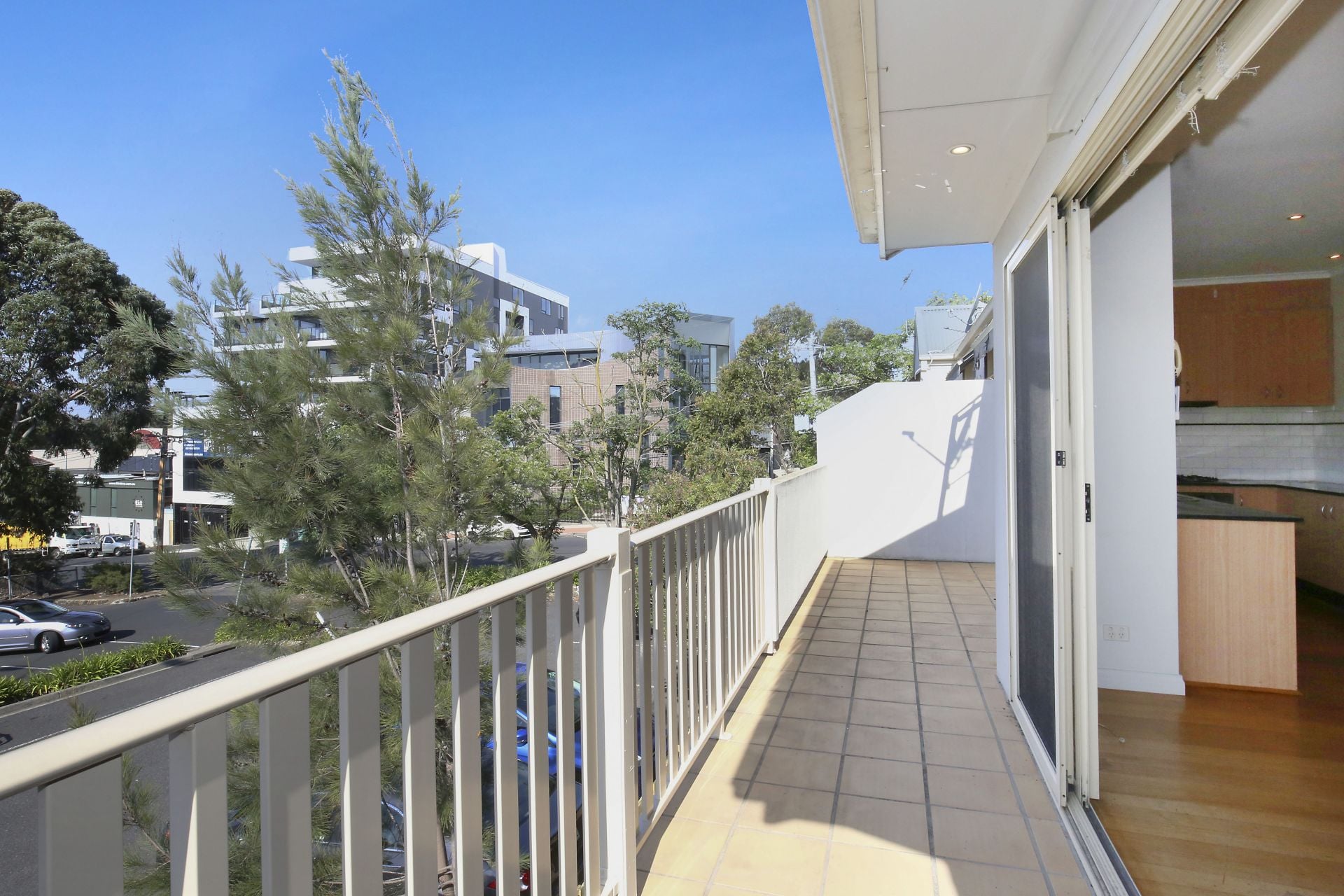 Desirable living, Desirable location