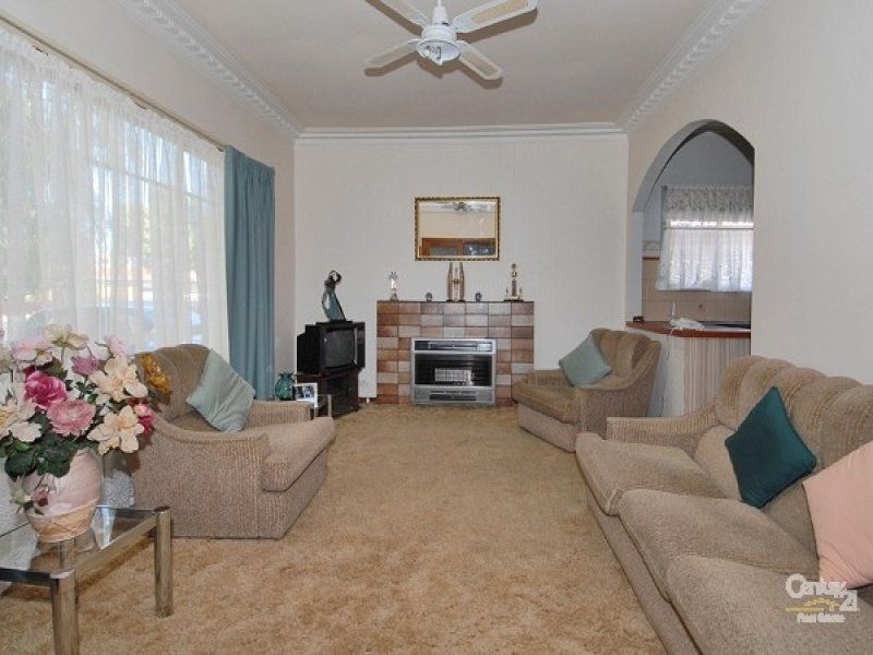 77 Maidstone Street, Altona - Thumbnail 5