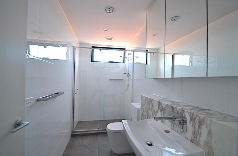 201/20 Hawthorn Road, Caulfield North - Thumbnail 3