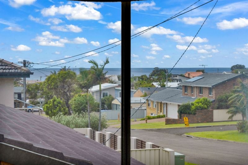 24 Pacific Street, Caves Beach - Thumbnail 6