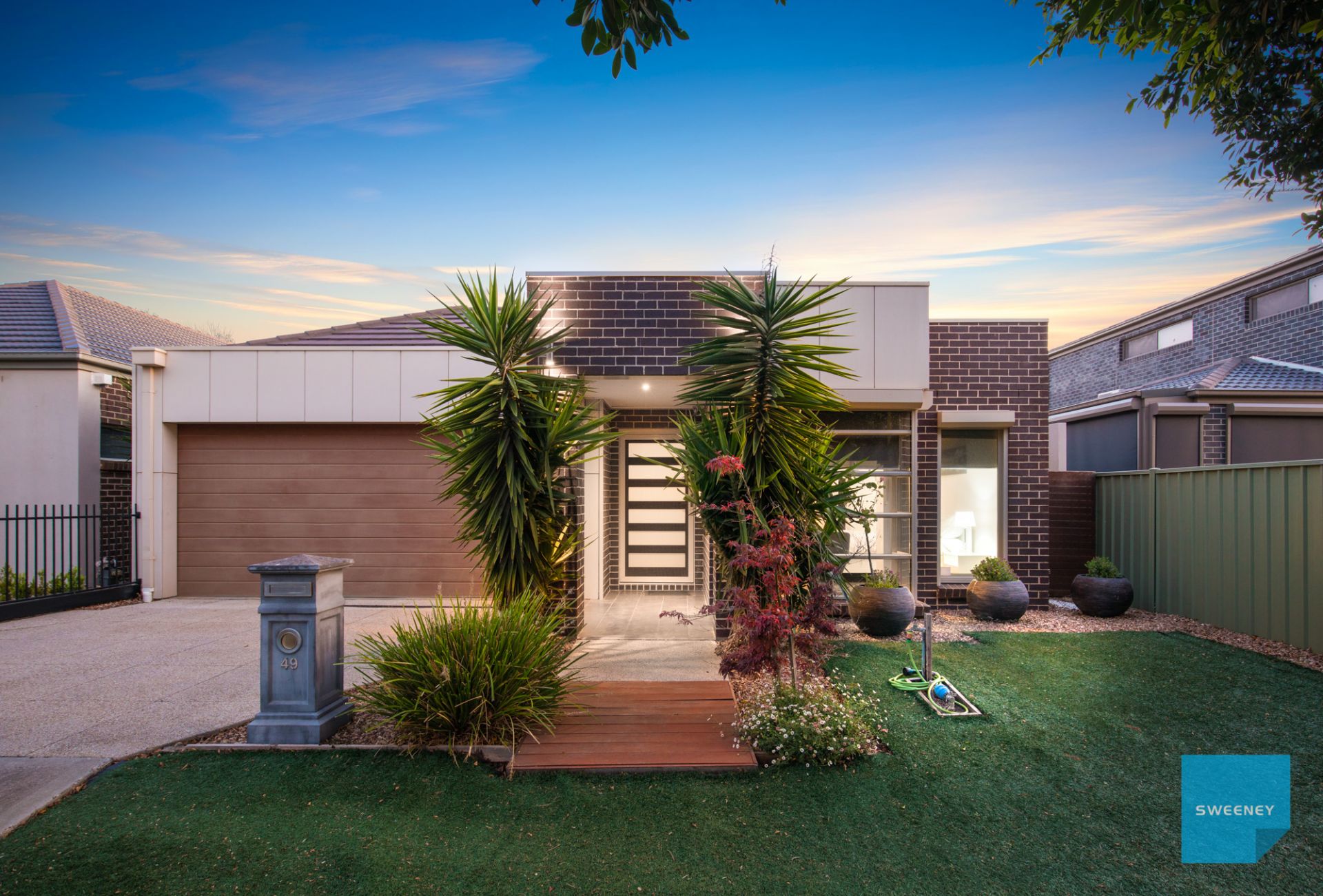 49 Gardenia Way, Caroline Springs - Thumbnail 2