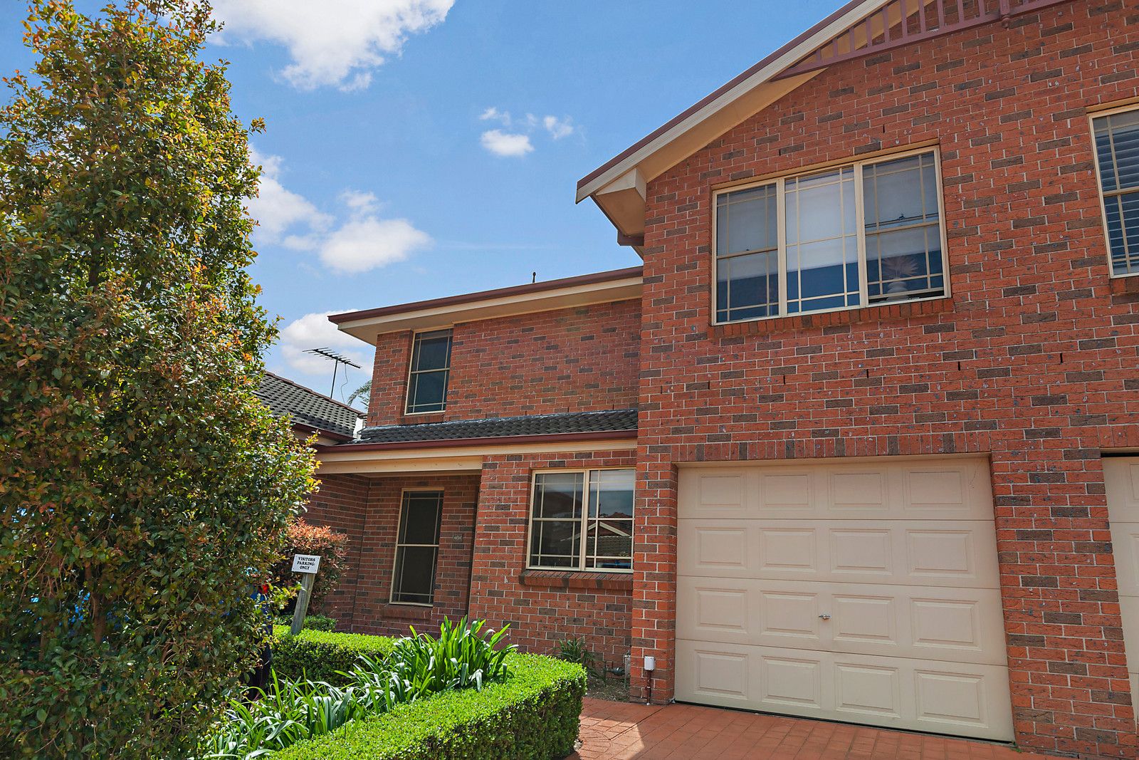 Real Estate For Sale 2/2529 Loftus Avenue Loftus , NSW