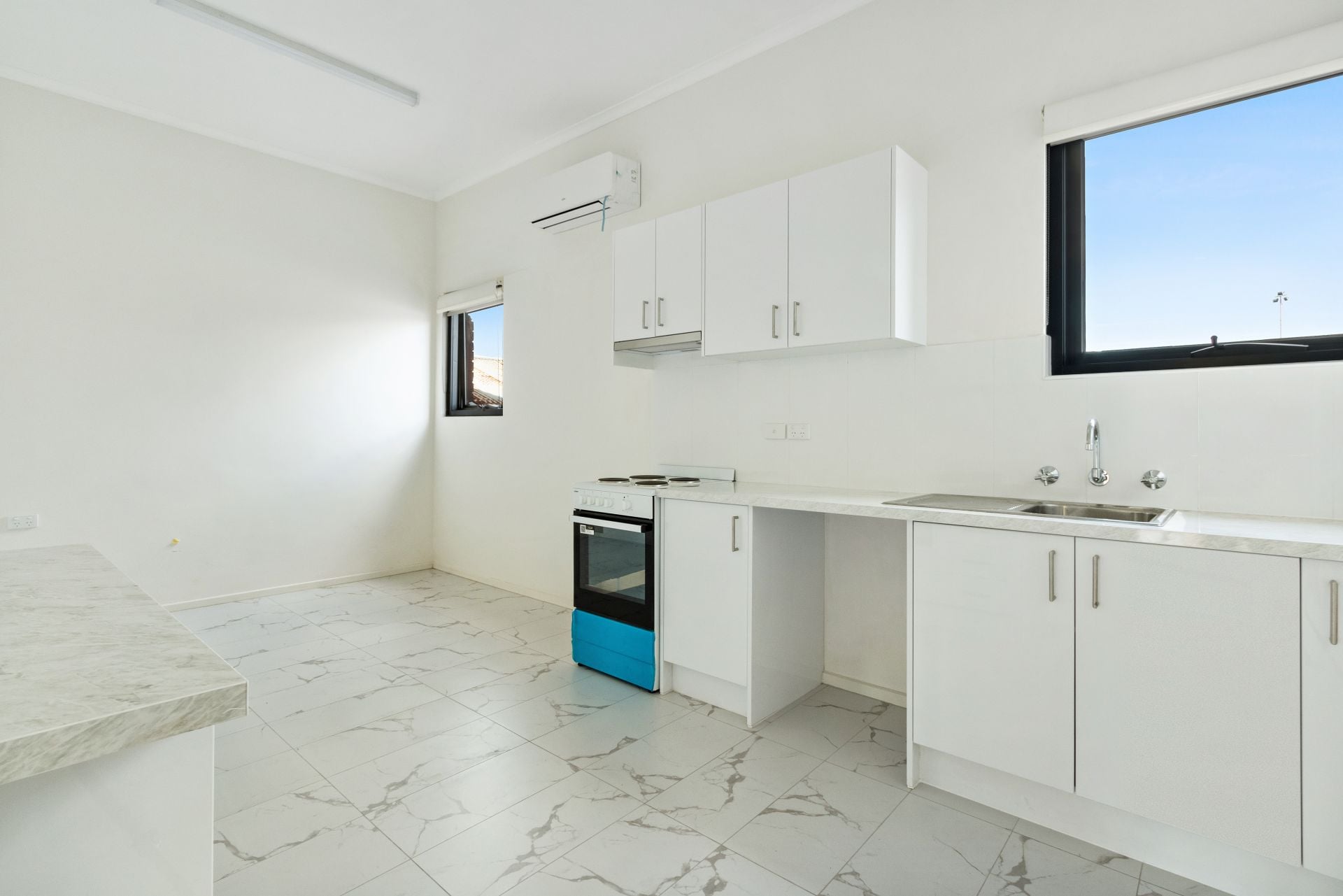 Fully renovated - Oversized Apartment
