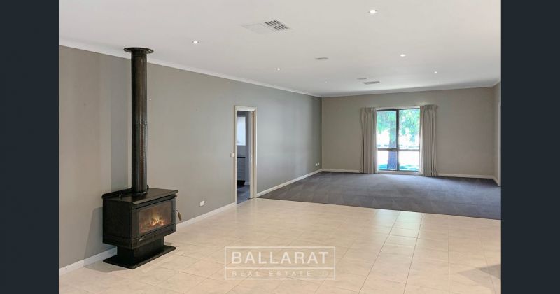 16 Debono Drive Miners Rest VIC, Miners Rest - Thumbnail 5