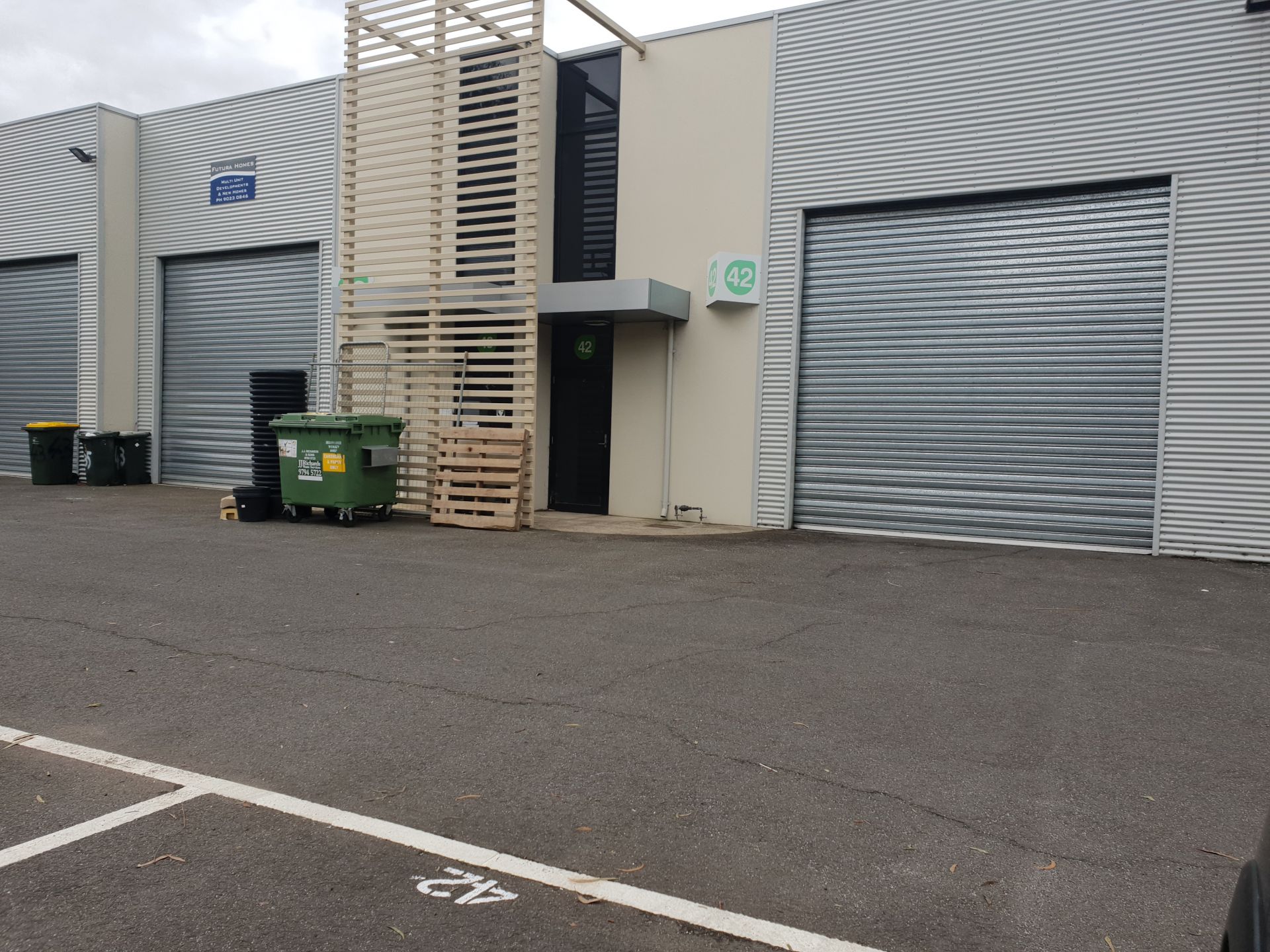 Real Estate For Commercial Lease 42/3 Matisi St Cnr Mansfield Street Thornbury , VIC