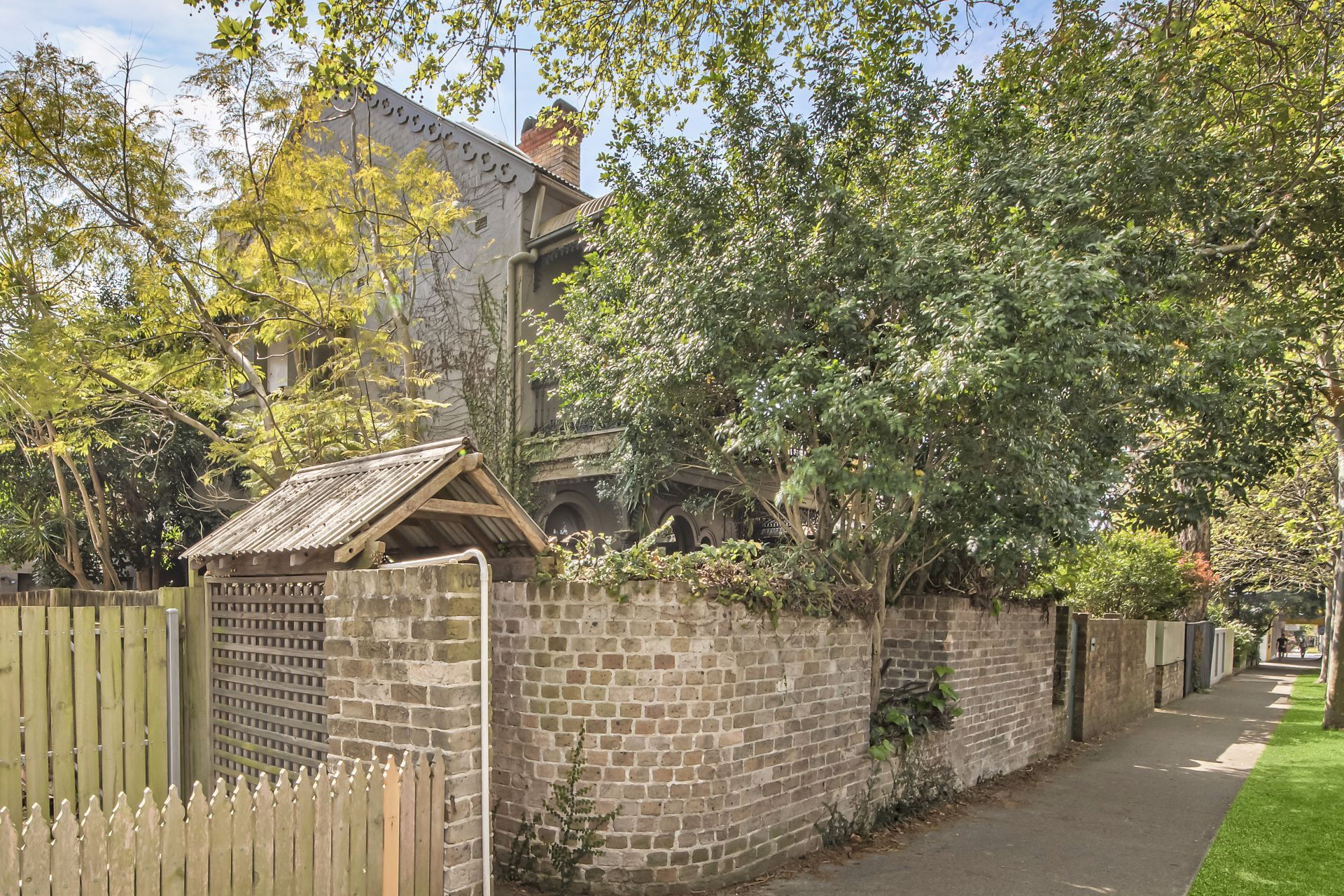 Real Estate For Lease 2/102 Falcon Street Crows Nest , NSW