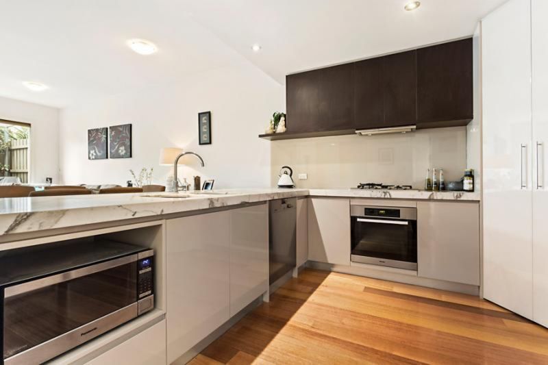 12/10 Tennyson Street, St Kilda - Thumbnail 7