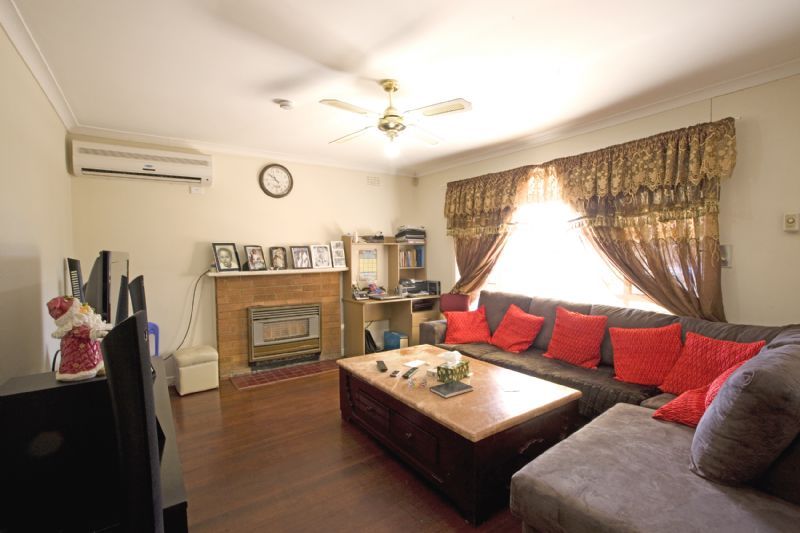 3 Sydney Street, Avondale Heights - Thumbnail 8
