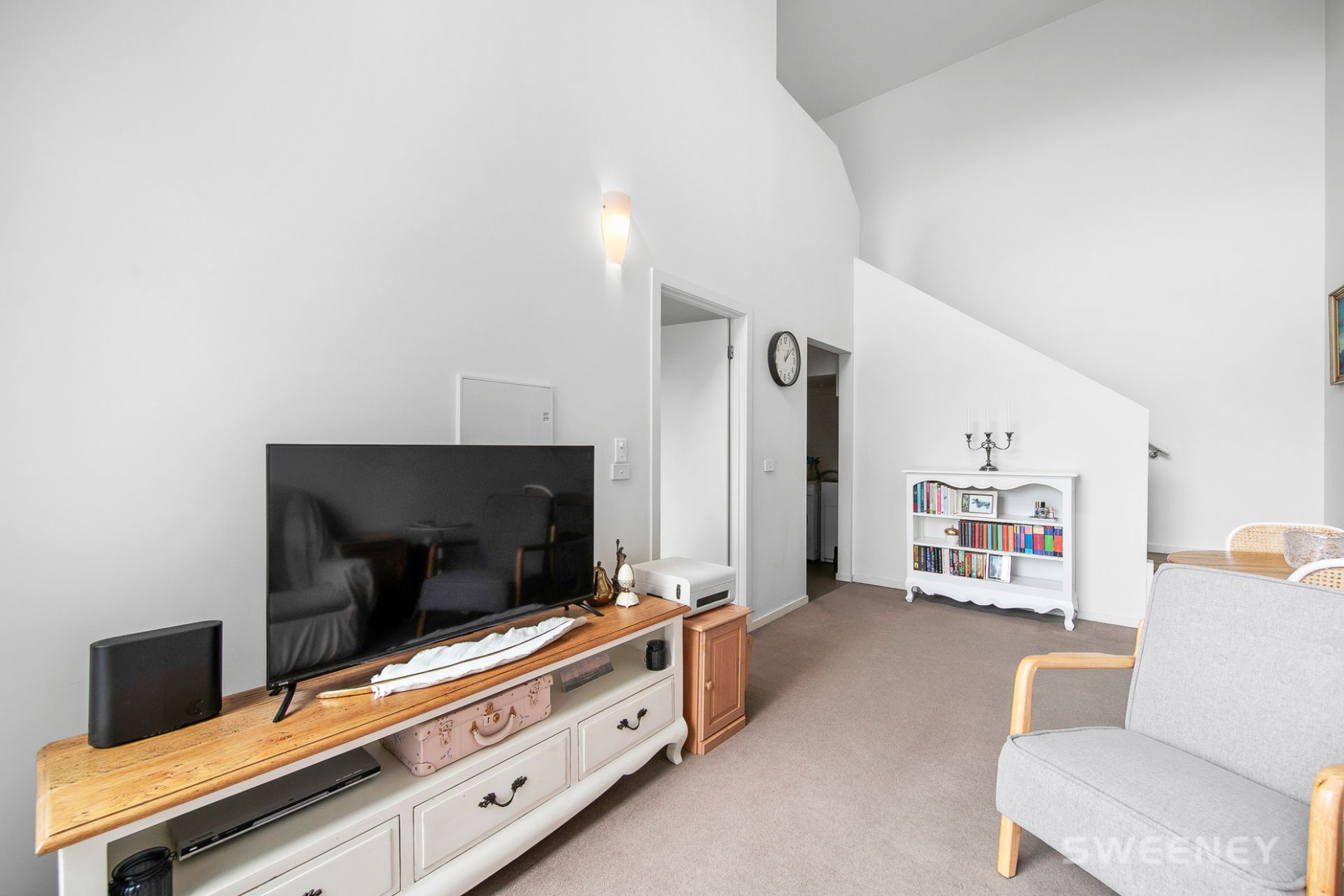 306/112 Pier Street, Altona - Thumbnail 2