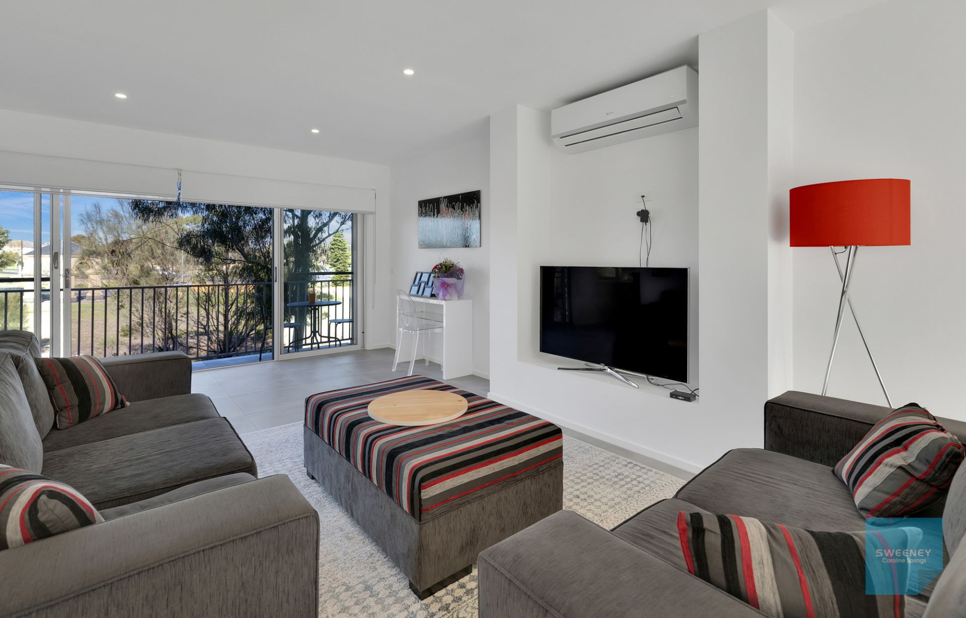 8/5 Strathvea Lane, Caroline Springs - Thumbnail 6