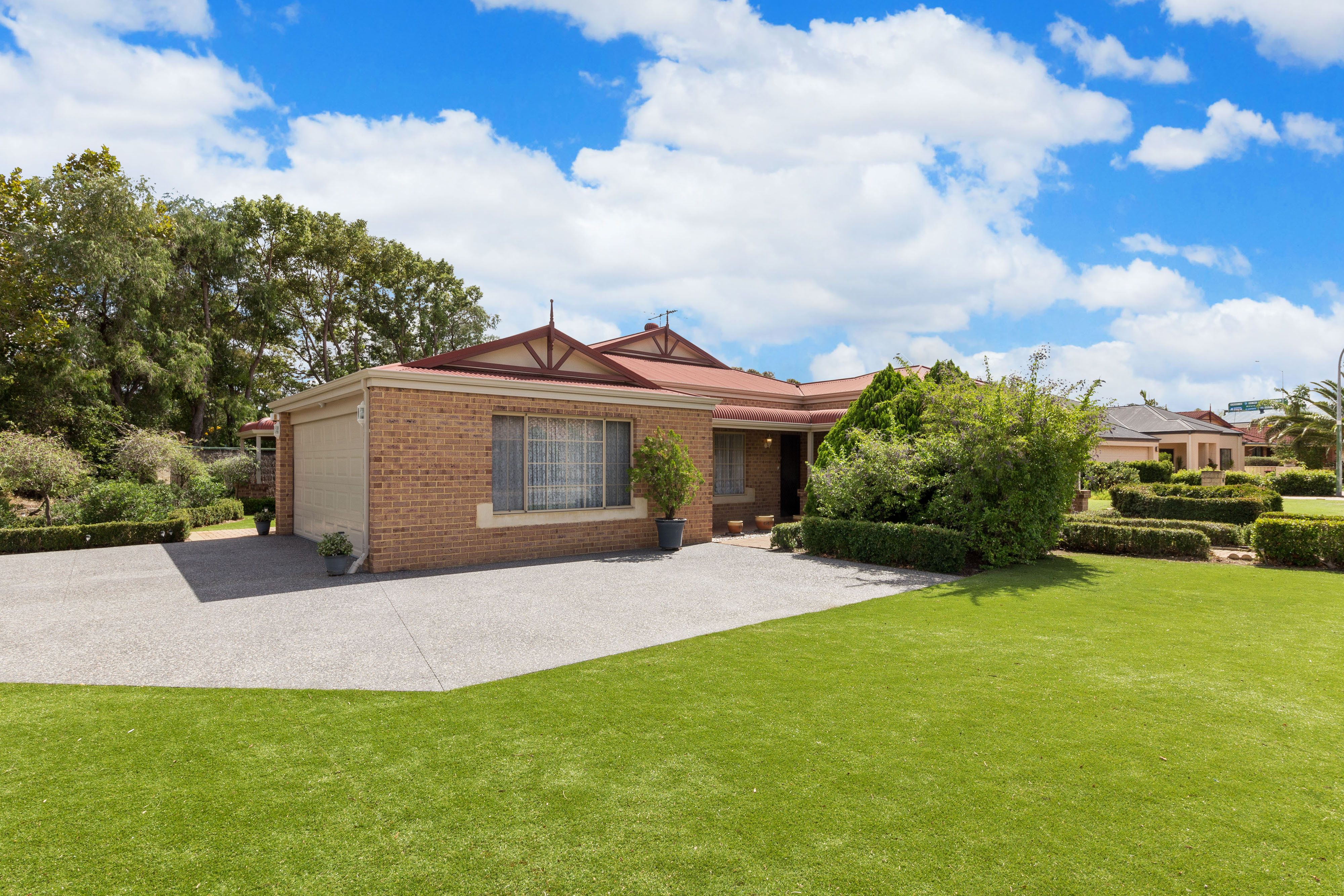 Real Estate For Sale 1 The Pines Grove Jandakot , WA