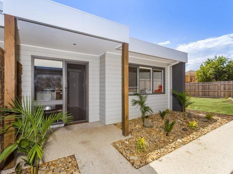 1/11 Acacia Court OCEAN GROVE VIC, Ocean Grove - Thumbnail 2