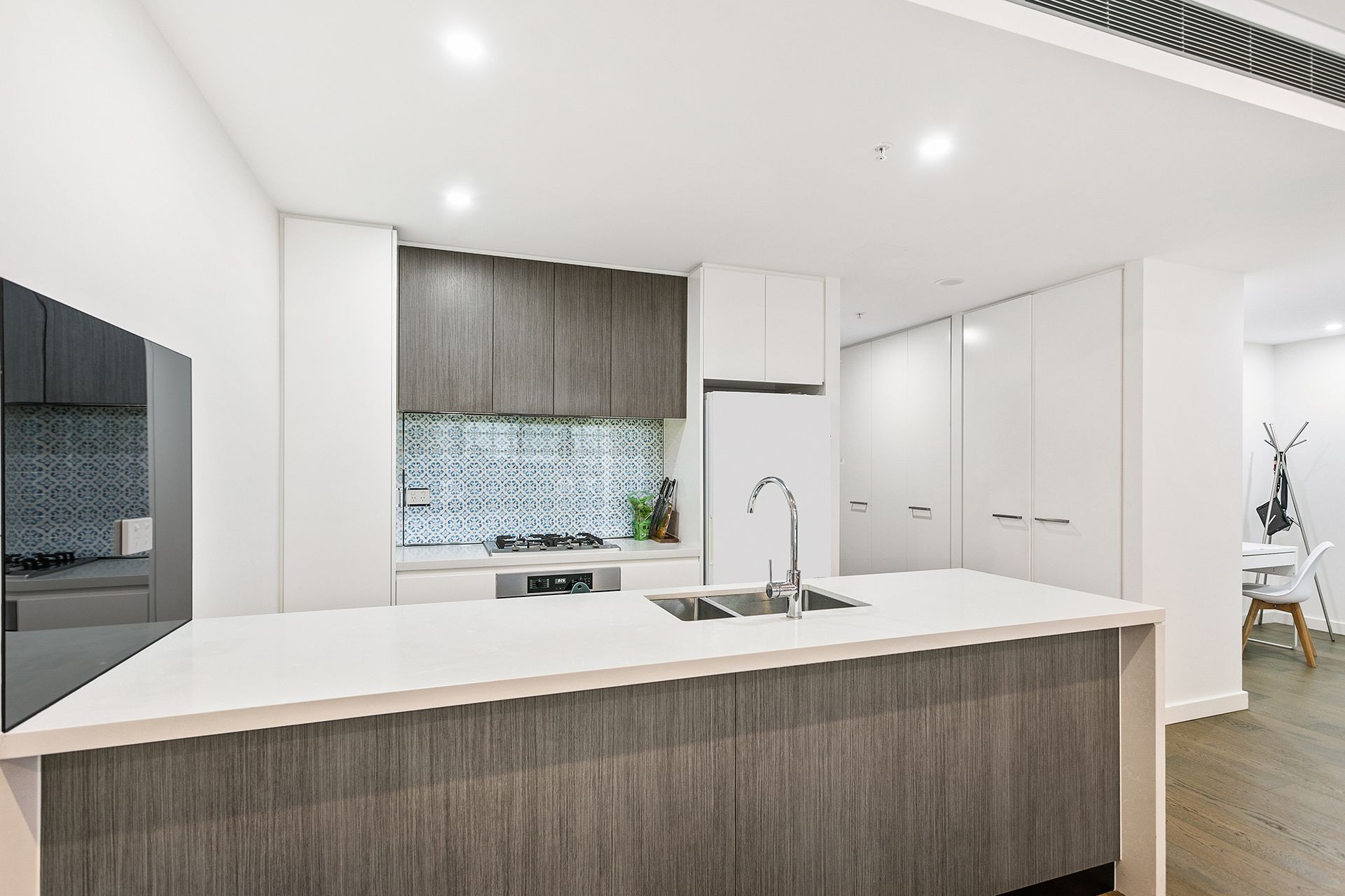 101/11 Garrigarrang Avenue Kogarah NSW, Kogarah - Thumbnail 2