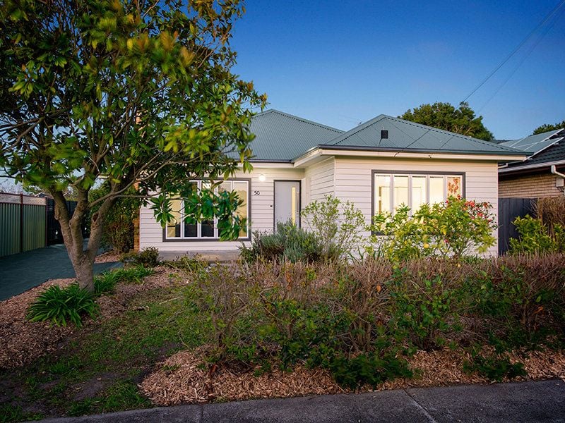 1/50 Dove Avenue, Altona - Thumbnail 2