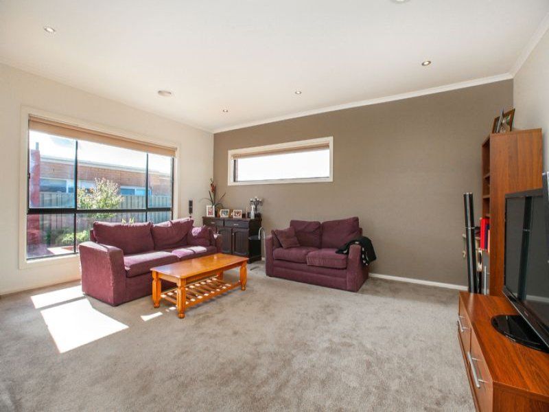 22 Salina Walk, Caroline Springs - Thumbnail 5