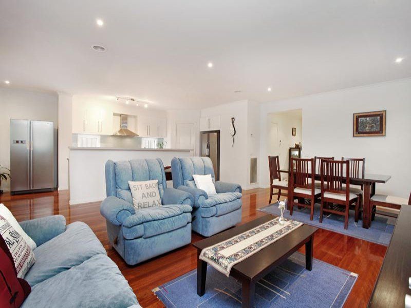 3 Cassan Way, Caroline Springs - Thumbnail 7
