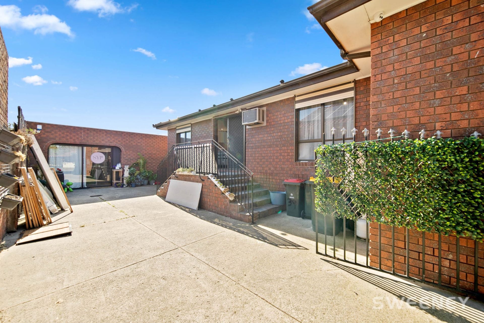 39 Oakdene Grove South, Altona Meadows - Thumbnail 3