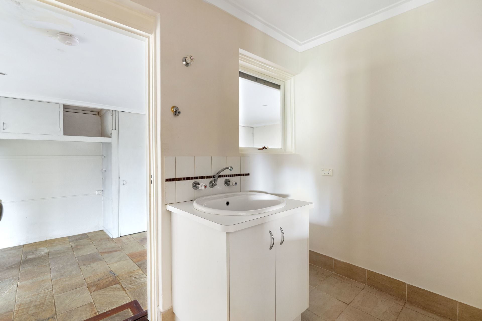 6 Chevening Place Beckenham WA, Beckenham - Thumbnail 5