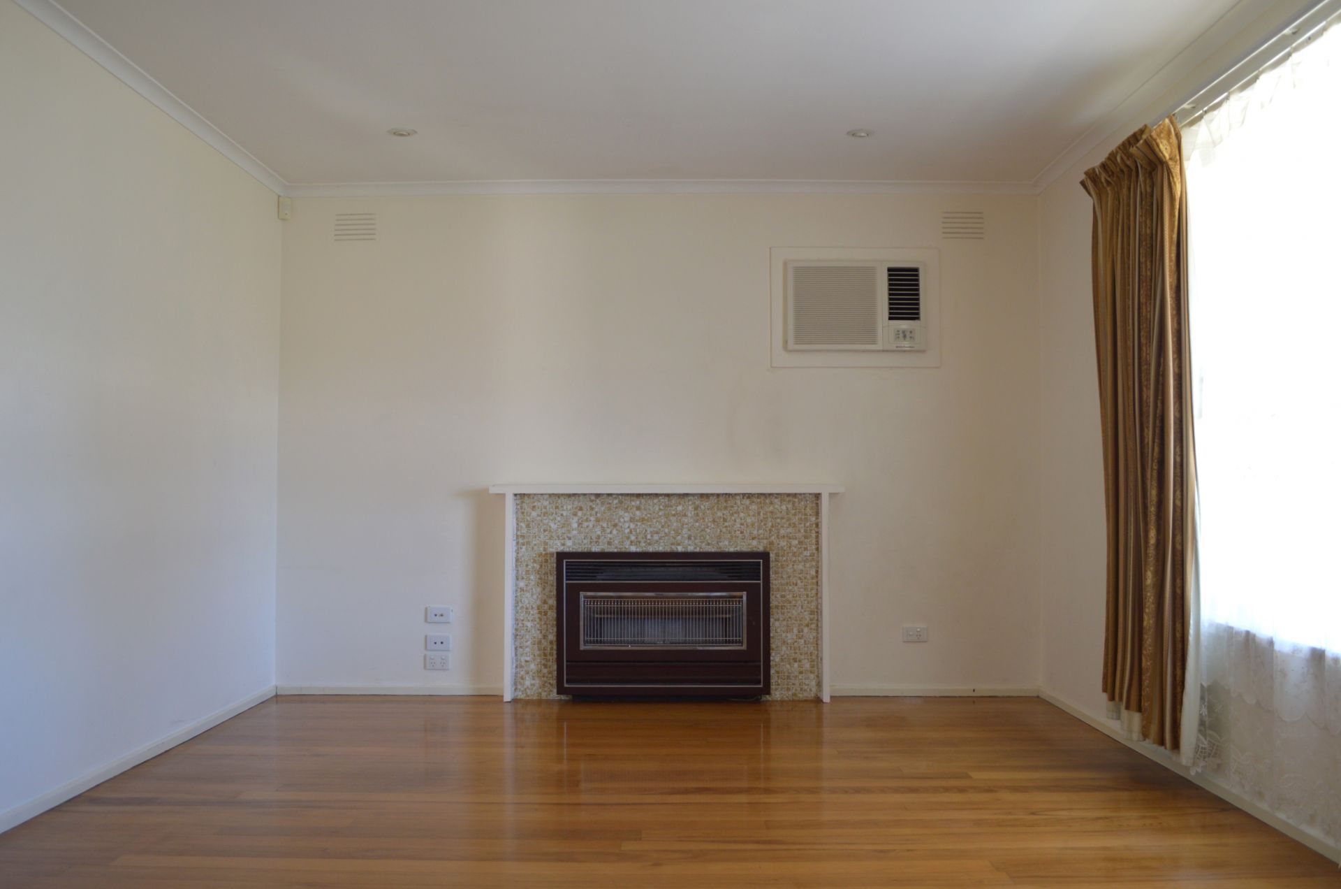 IDEAL FAMILY HOME    *Insp Wed 4th Jul @ 5:00pm*