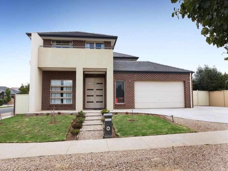 24 Central Parkway, Caroline Springs - Thumbnail 2