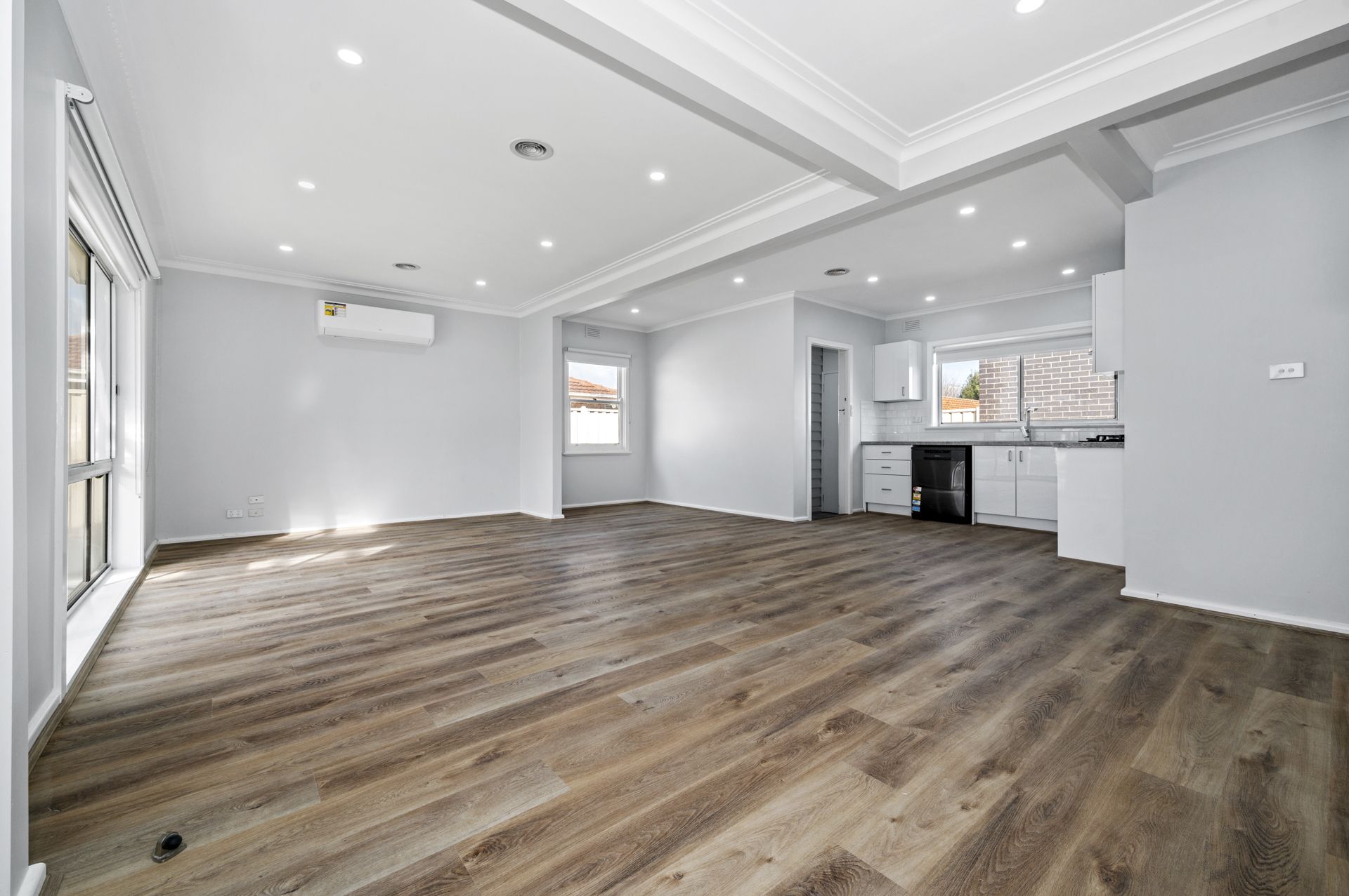 Charming 3 Bedroom Unit