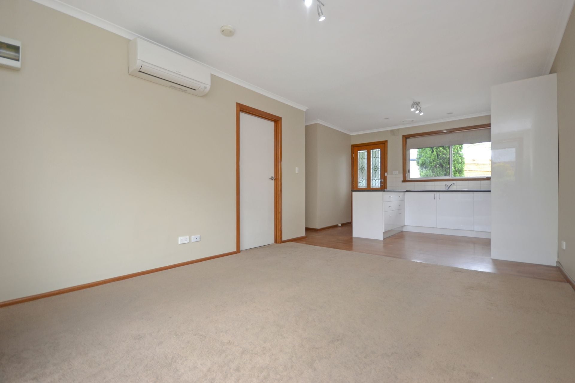 SPACIOUS ONE BEDROOM