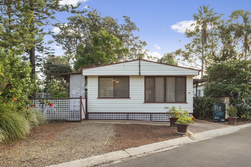 Real Estate For Sale 9 Norfolk Parade North Narrabeen , NSW