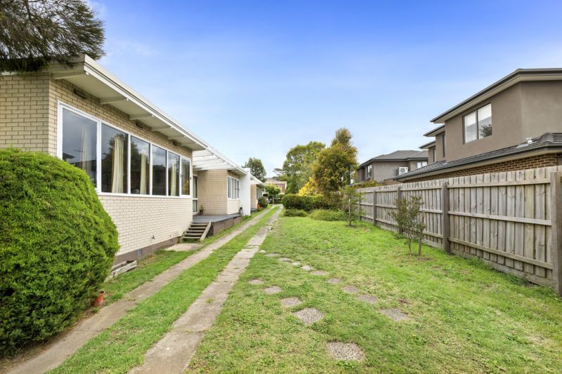 6 Meyer Road, Burwood - Thumbnail 6
