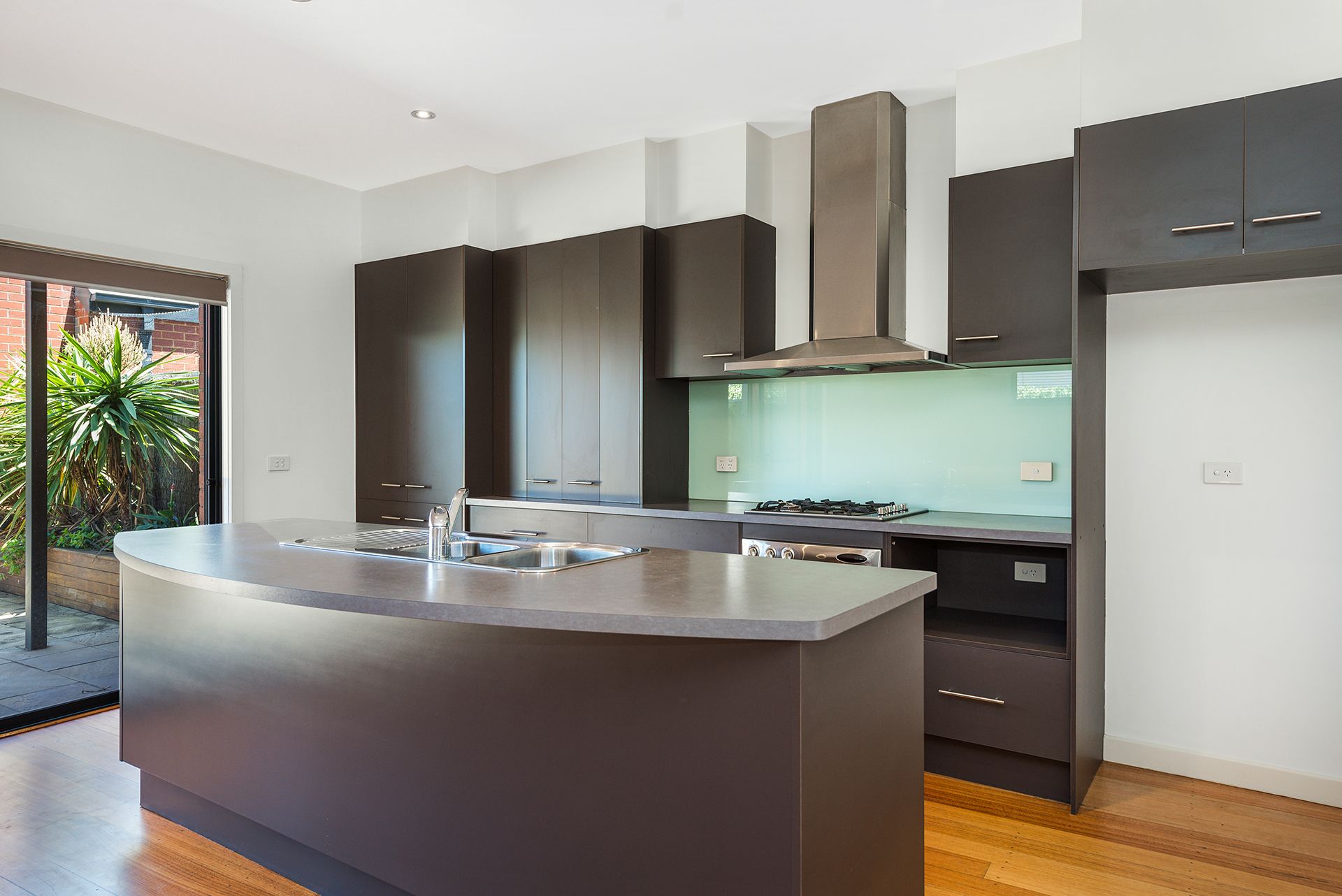 133 John Liston Drive Newport VIC, Newport - Thumbnail 4