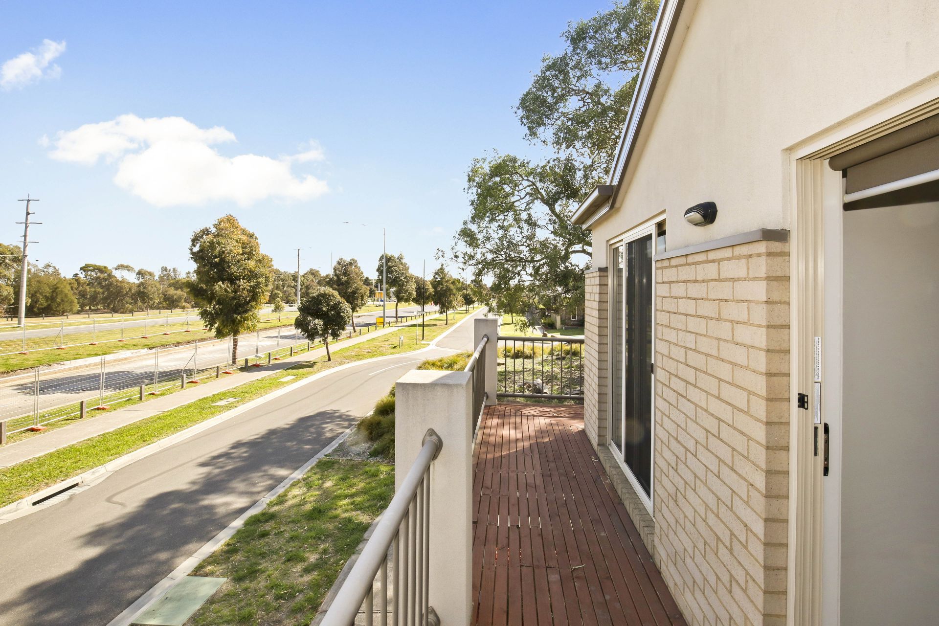 LOW MAINTENANCE LIVING AT ITS FINEST  *Insp Wed 3rd Oct @ 4:40pm*