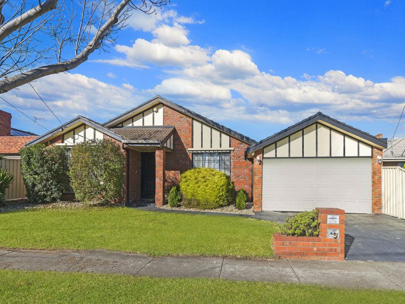 9 Lamina Avenue MILL PARK, 9 Lamina Avenue Mill Park - Thumbnail 2