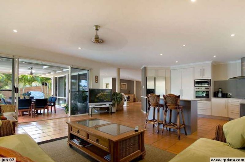 136 Tepequar Drive Maroochydore QLD, Maroochydore - Thumbnail 5