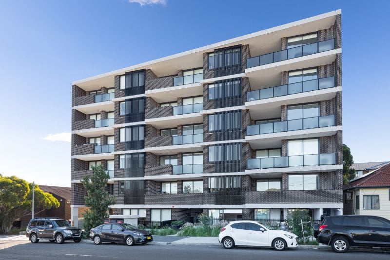 405/102-104 Caldarra Ave ENGADINE 2233