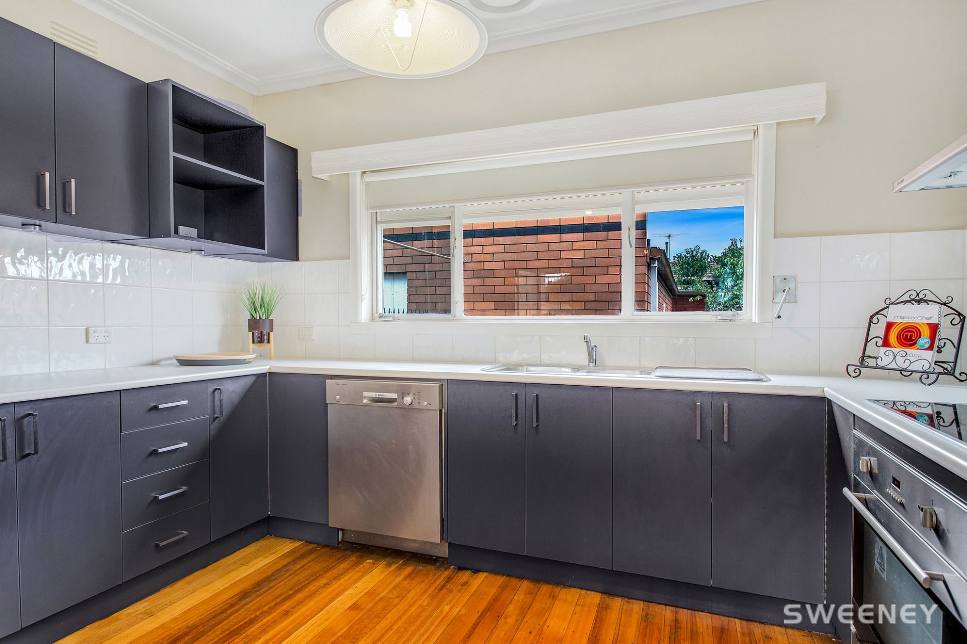 1 Dean Court, Altona North - Thumbnail 6