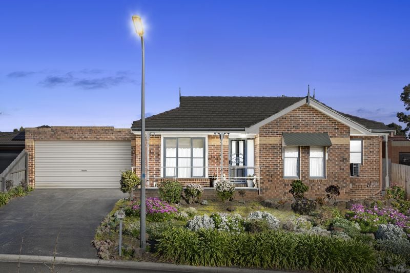 10 Roe Way, Mill Park